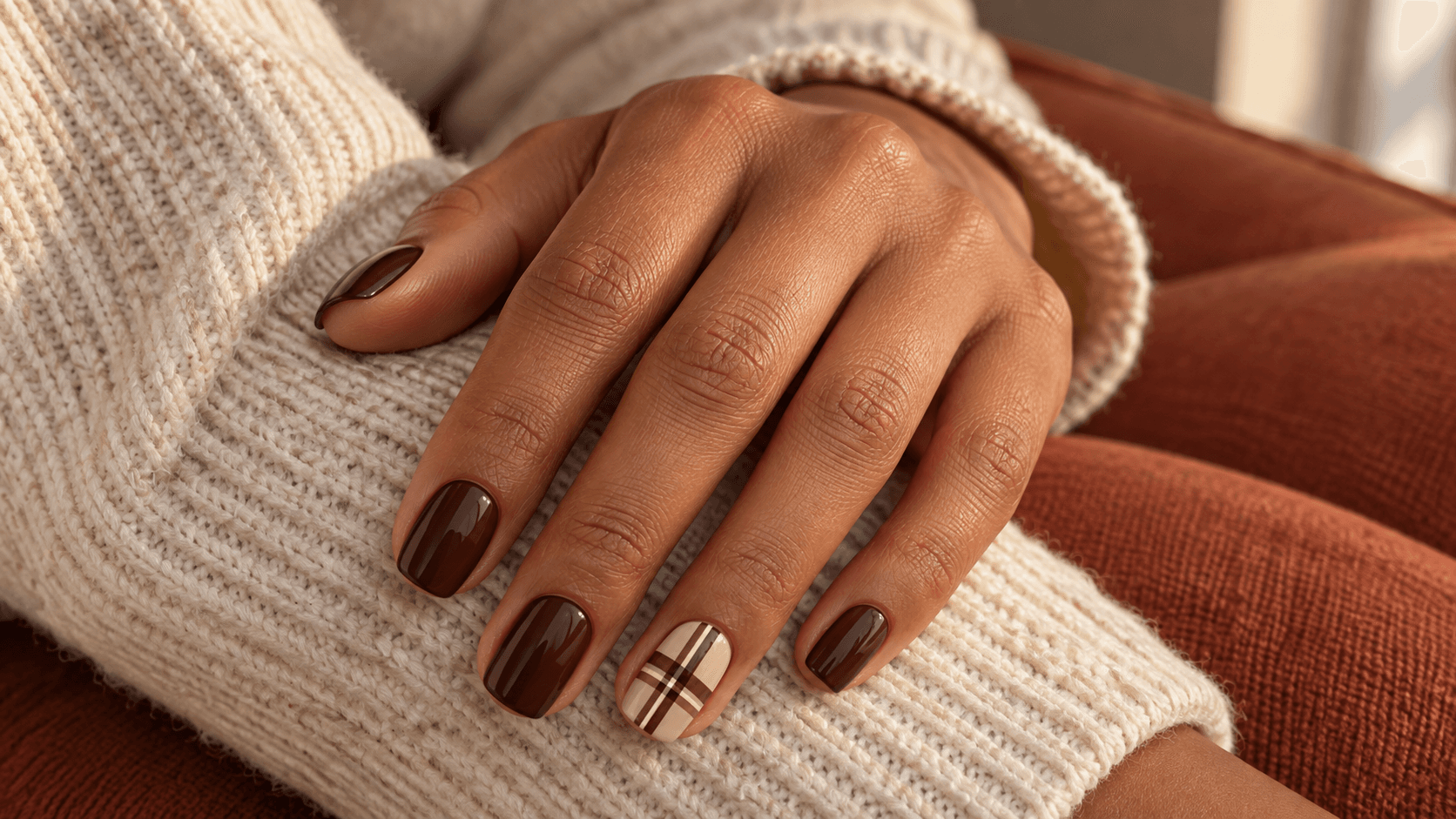 15 Fall Plaid Nail Ideas: One Accent or a Full Pattern?